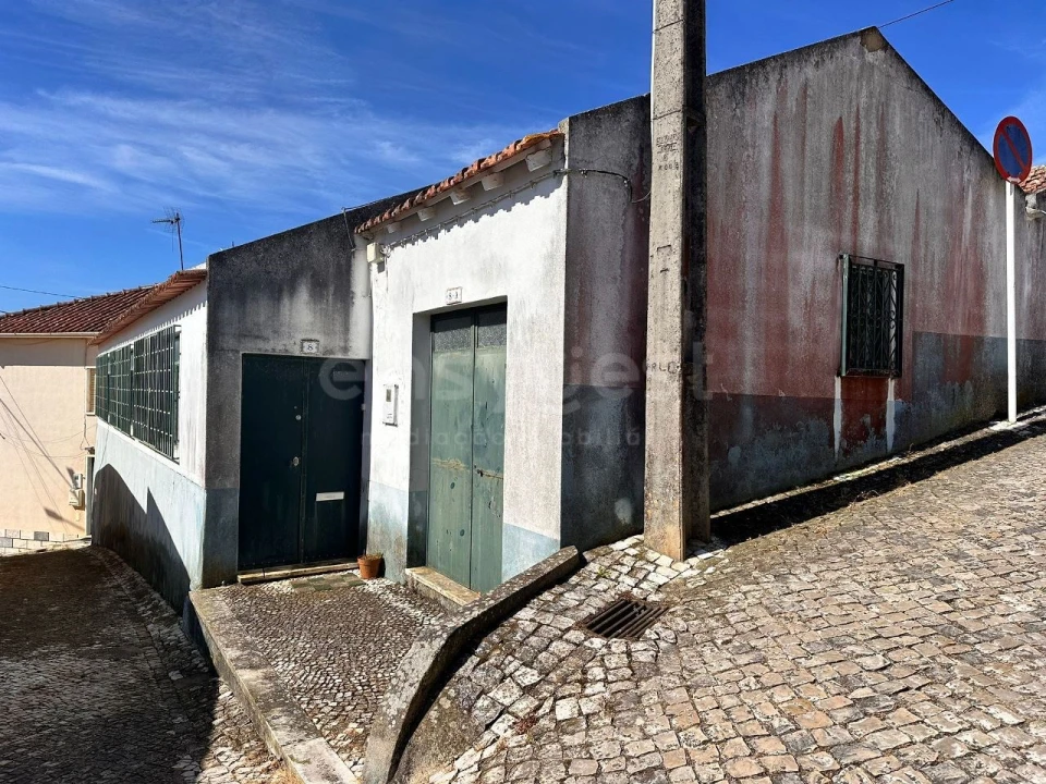 Moradia T3 para Venda em Fanhões Foto 14