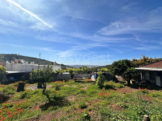 Moradia T3 para Venda em Fanhões Foto 3