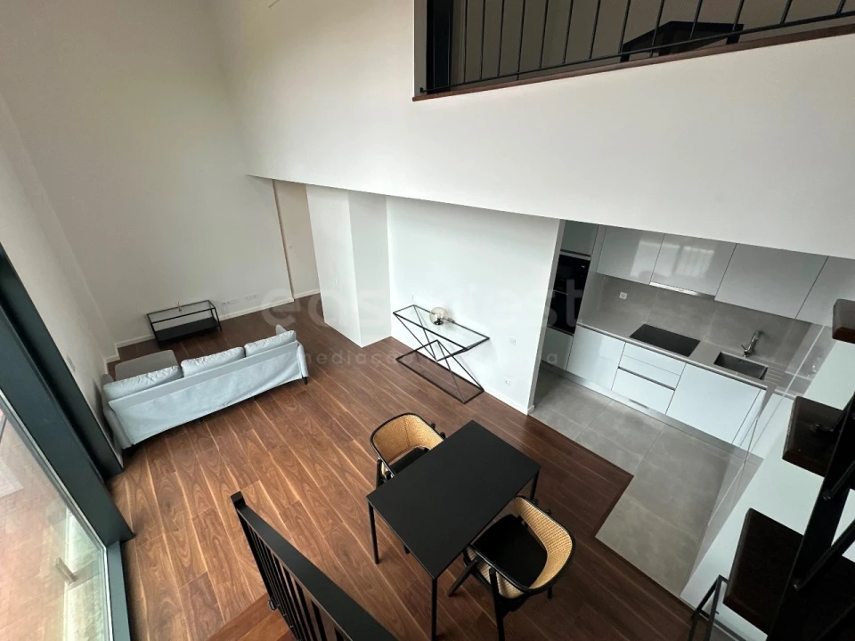 Apartamento T1 para Venda em Santo Antonio dos Olivais Foto 7