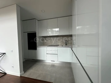 Apartamento T1 para Venda em Santo Antonio dos Olivais