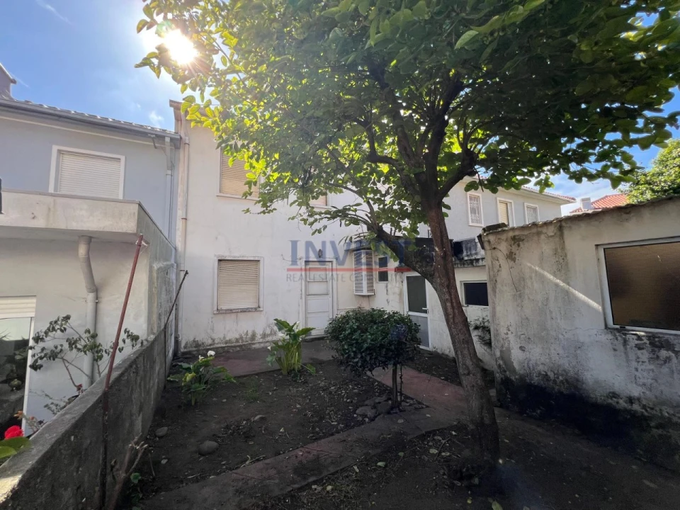 Moradia T3 para Venda em Aldoar, Foz do Douro e Nevogilde Foto 1