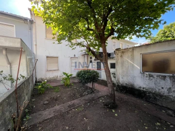 Moradia T3 para Venda em Aldoar, Foz do Douro e Nevogilde