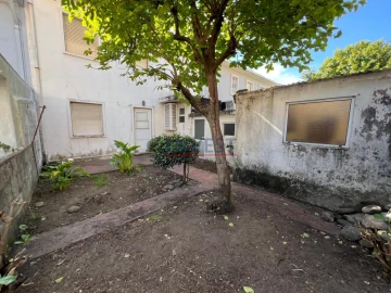 Moradia T3 para Venda em Aldoar, Foz do Douro e Nevogilde