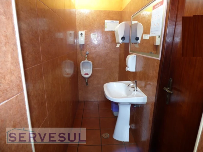 Negócio para Venda em Silves Foto 17