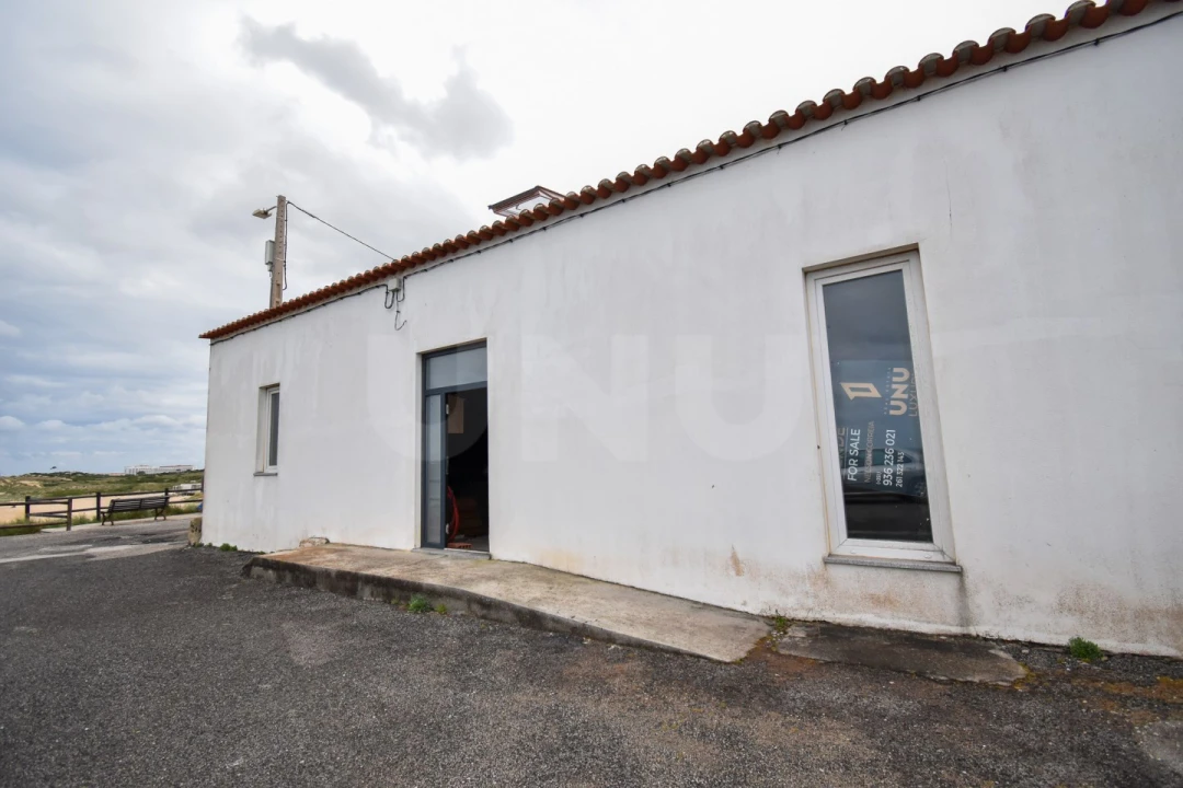 Moradia T3 para Venda em Atouguia da Baleia Foto 3