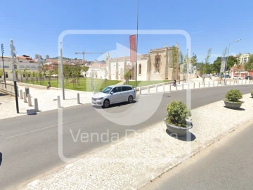Prédio para Venda em União das Freguesias de Setúbal