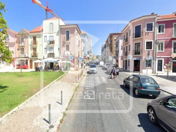 Prédio para Venda em União das Freguesias de Setúbal