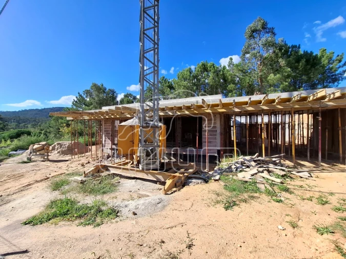 Moradia T3 para Venda em Torre e Vila Mou Foto 3