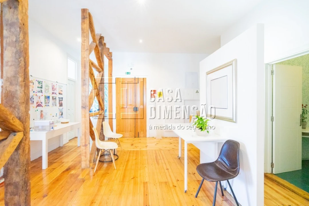 Apartamento T7 para Venda em Santa Maria Maior Foto 2