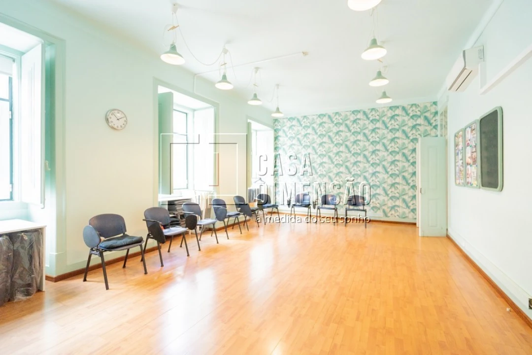 Apartamento T7 para Venda em Santa Maria Maior Foto 7