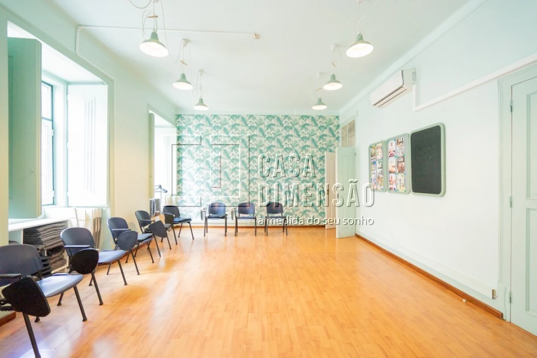 Apartamento T7 para Venda em Santa Maria Maior Foto 8