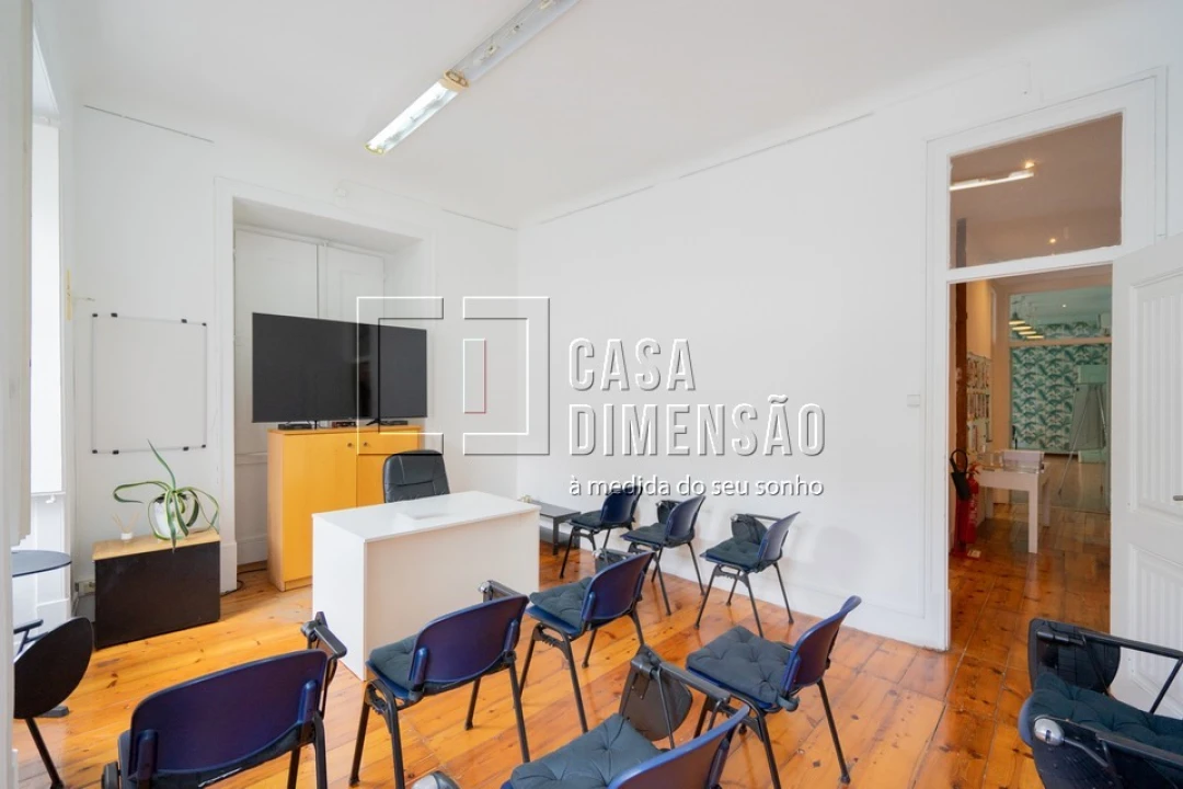 Apartamento T7 para Venda em Santa Maria Maior Foto 23