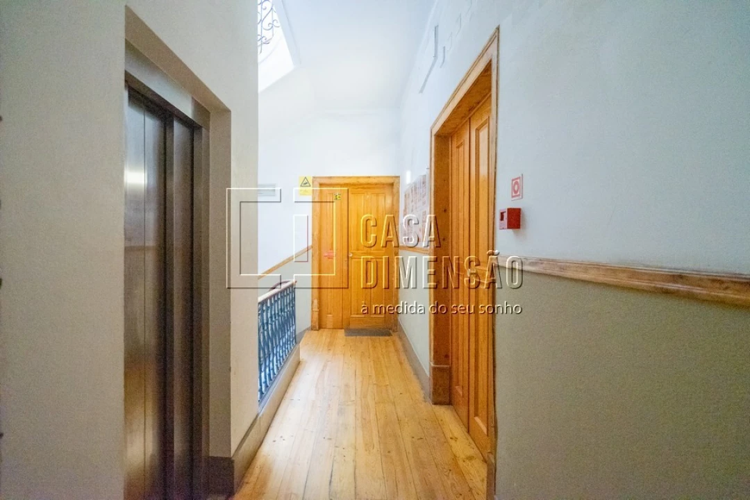 Apartamento T7 para Venda em Santa Maria Maior Foto 55