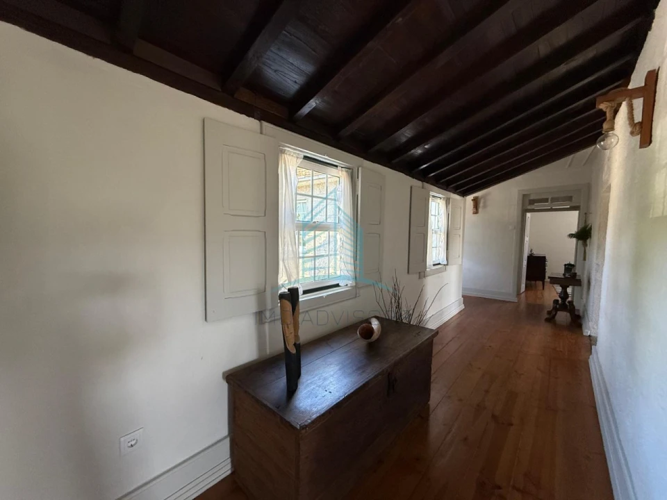 Moradia T5 para Venda em Fonte Arcada Foto 29