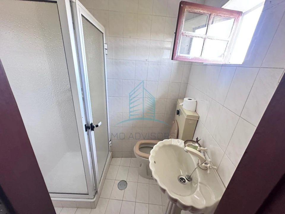 Moradia T5 para Venda em Fonte Arcada Foto 53