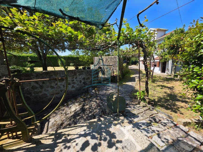 Moradia T5 para Venda em Fonte Arcada Foto 21