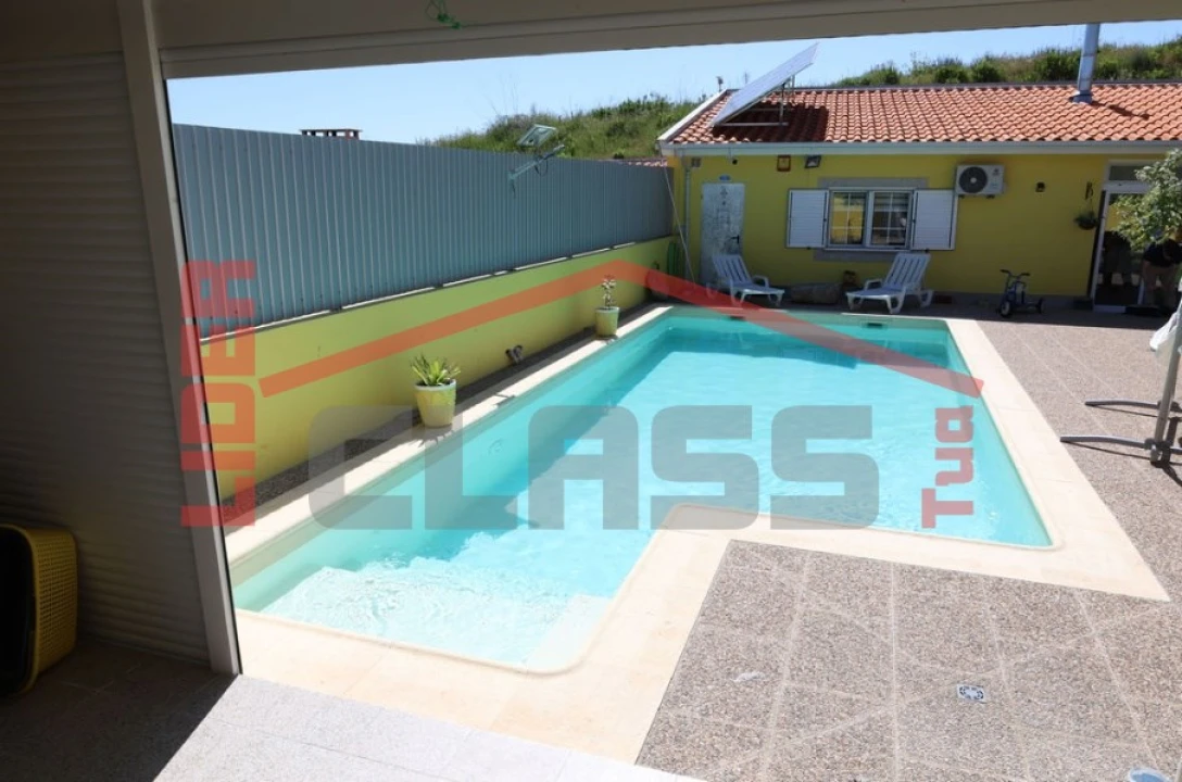 Moradia T4 para Venda em Carvalhais Foto 7