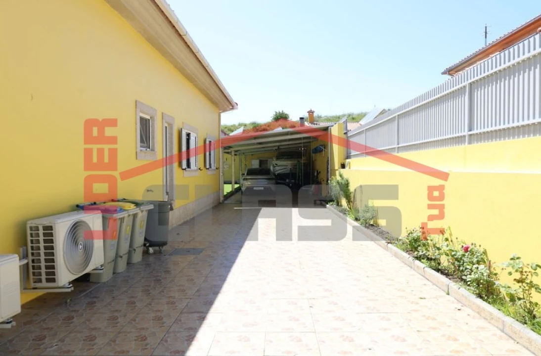 Moradia T4 para Venda em Carvalhais Foto 11