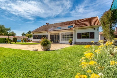 Moradia T4 para Venda em Sesimbra (Castelo)