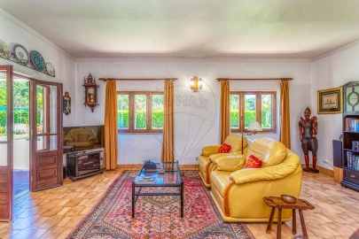 Moradia T4 para Venda em Sesimbra (Castelo)