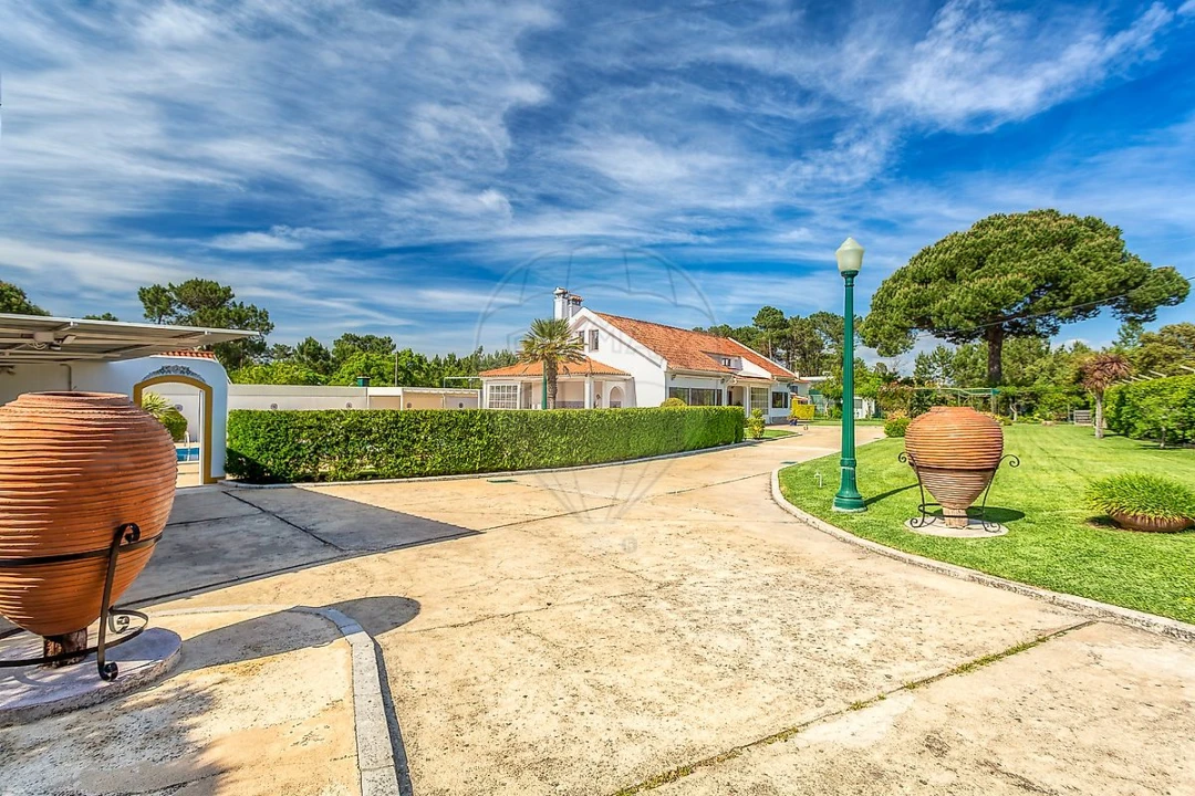 Moradia T4 para Venda em Sesimbra (Castelo) Foto 1