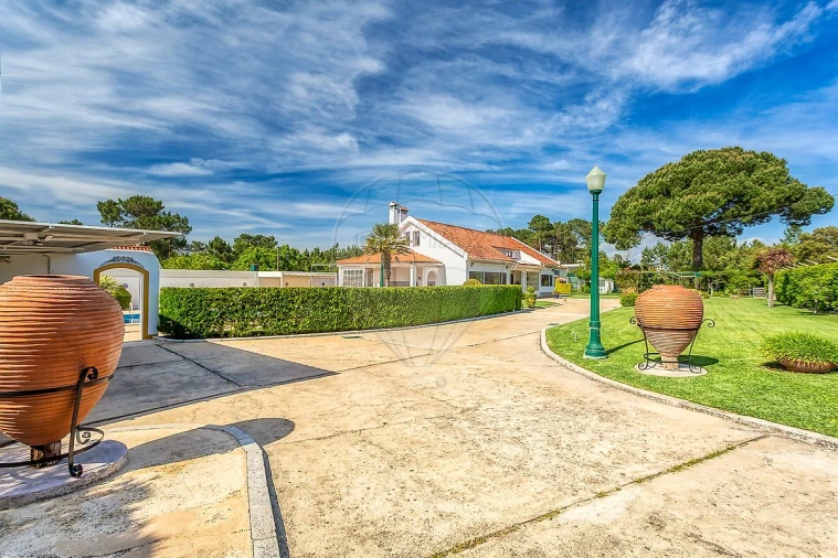 Moradia T4 para Venda em Sesimbra (Castelo)