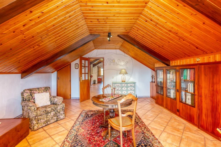 Moradia T4 para Venda em Sesimbra (Castelo) Foto 19