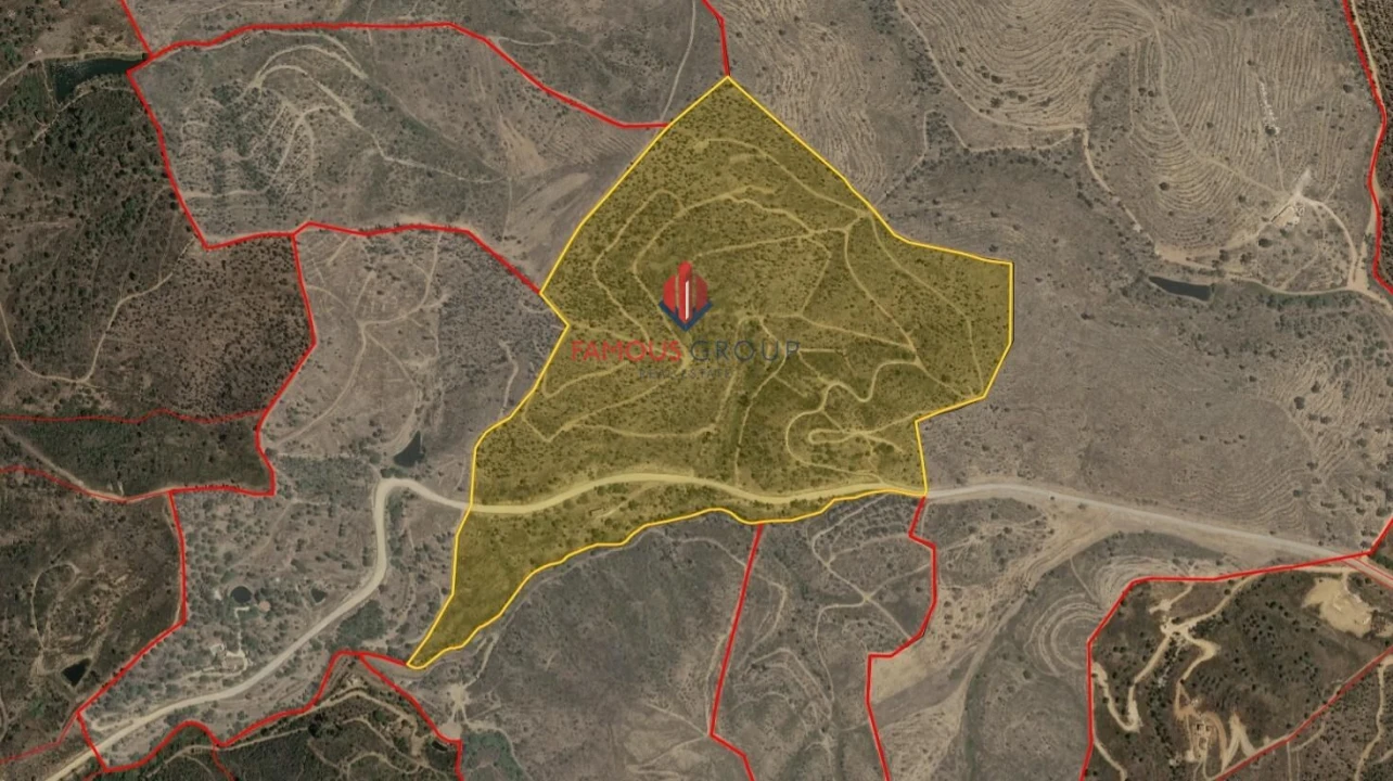 Moradia T3 para Venda em Marmelete Foto 13