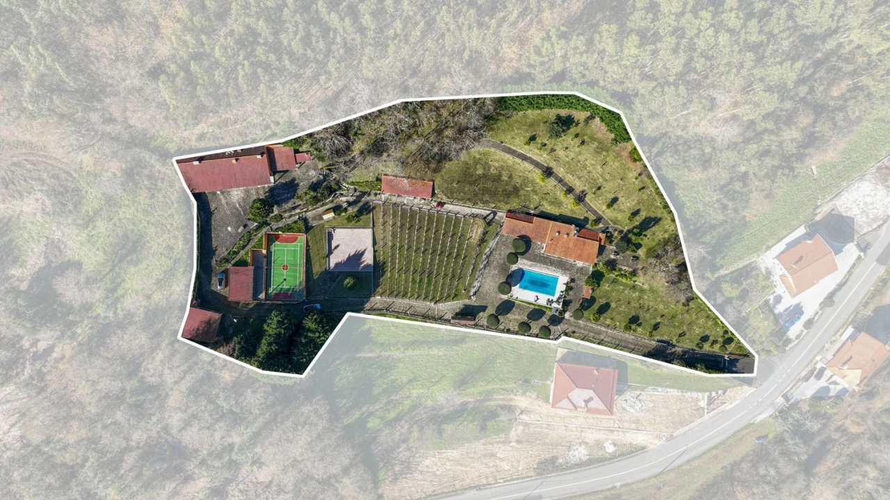 Moradia T6 para Venda em Ribeira do Neiva Foto 41