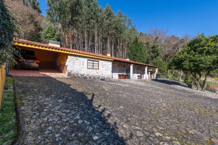 Moradia T6 para Venda em Ribeira do Neiva Foto 19