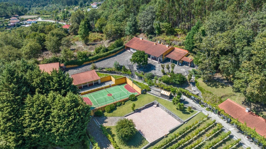 Moradia T6 para Venda em Ribeira do Neiva Foto 2