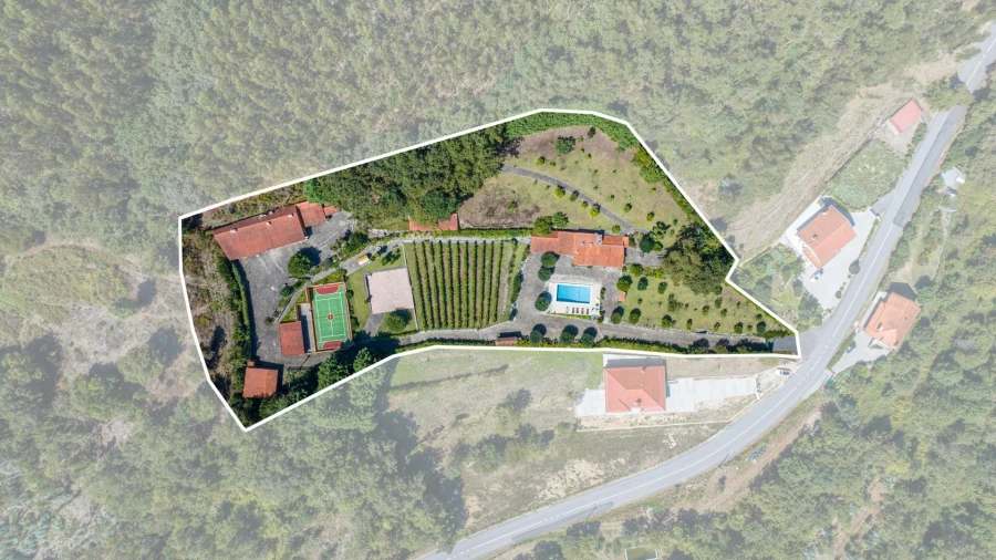 Moradia T6 para Venda em Ribeira do Neiva Foto 3