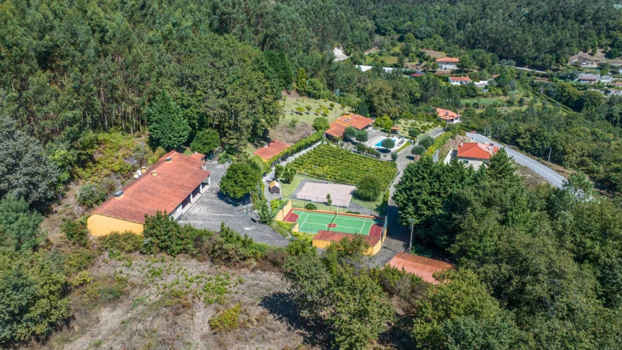 Moradia T6 para Venda em Ribeira do Neiva Foto 47