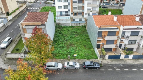 Moradia T3 para Venda em Braga (Maximinos, Sé e Cividade)