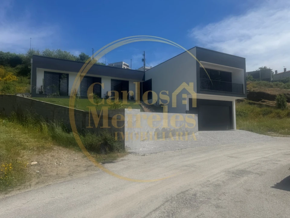 Terreno para Venda em Lanhas Foto 5