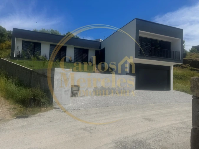 Terreno para Venda em Lanhas Foto 4