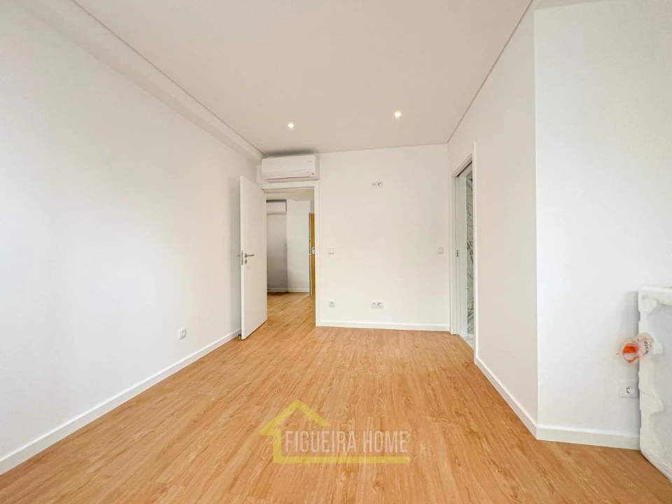 Apartamento T3 para Venda em Buarcos Foto 25