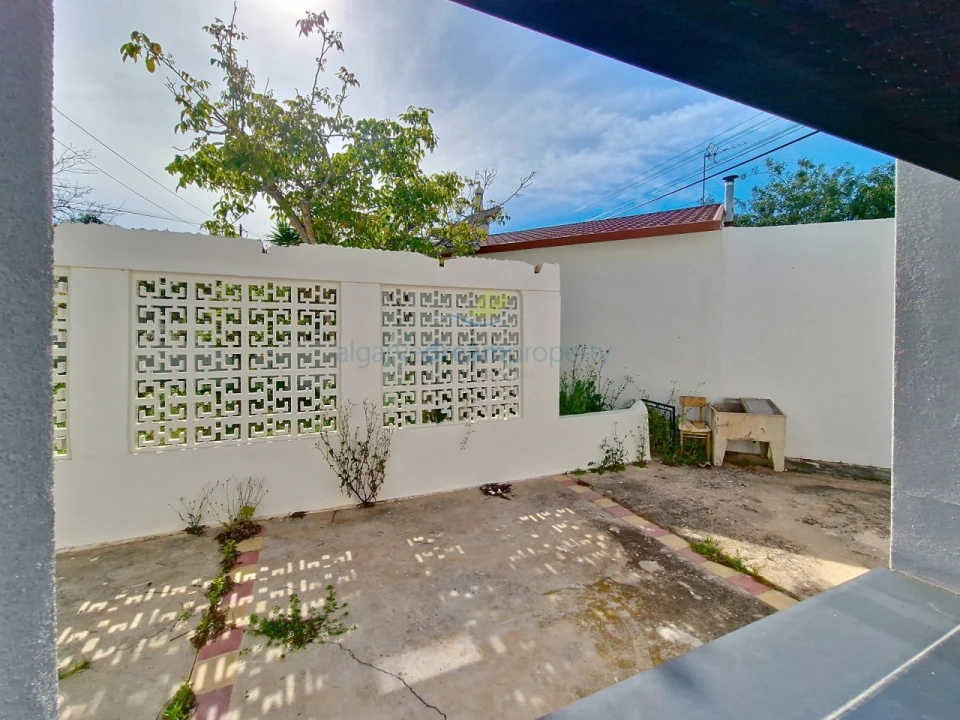 Moradia T3 para Venda em Loule (São Sebastião) Foto 23