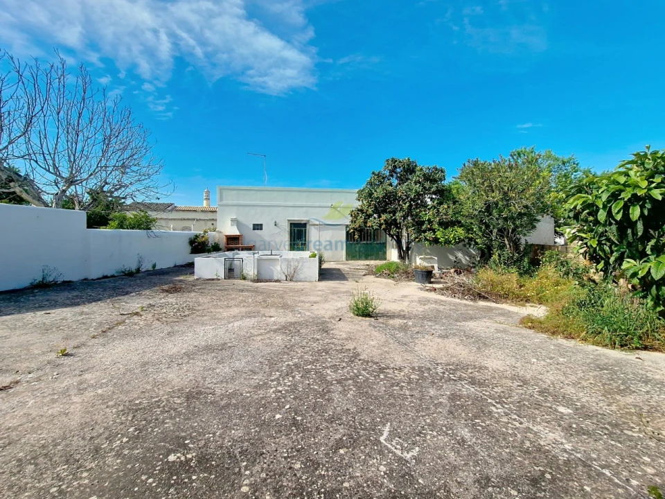 Moradia T3 para Venda em Loule (São Sebastião) Foto 31