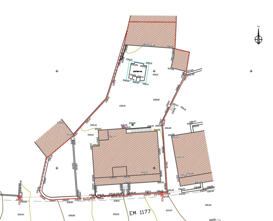 Moradia T3 para Venda em Loule (São Sebastião) Planta 2