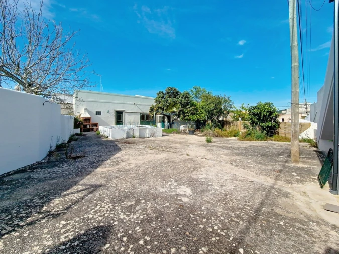 Moradia T3 para Venda em Loule (São Sebastião) Foto 29