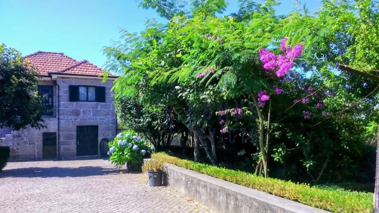 Quinta T3 para Venda em Monte Córdova Foto 1