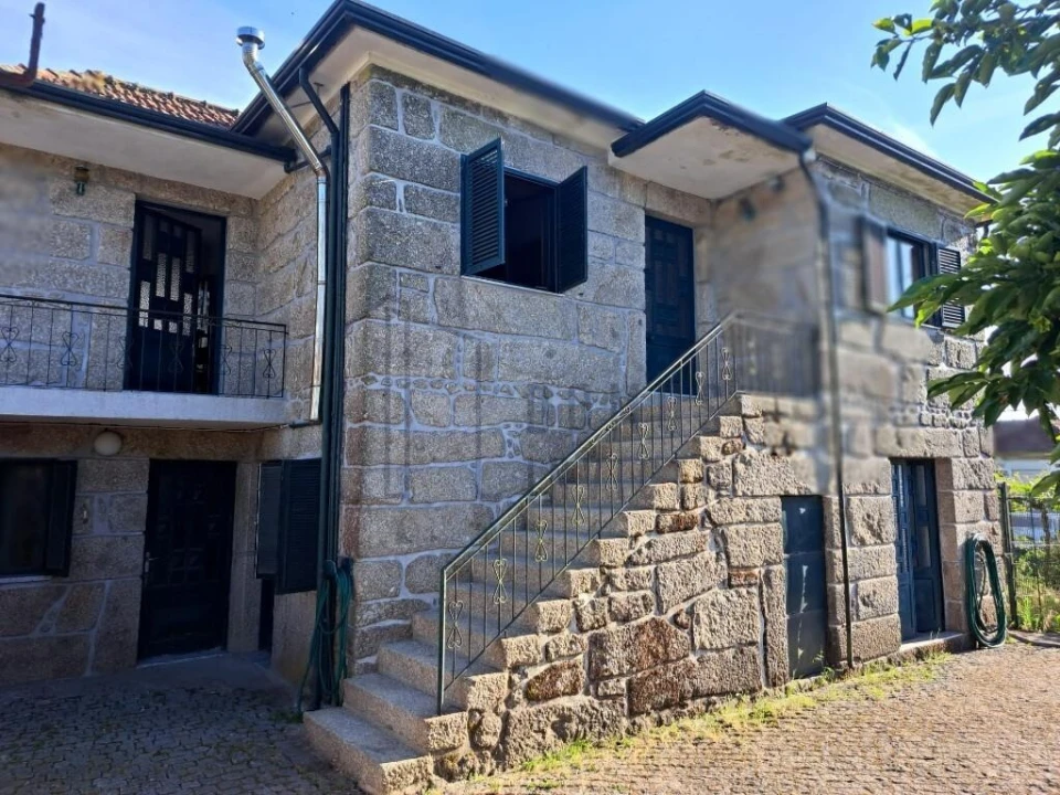 Quinta T3 para Venda em Monte Córdova Foto 4