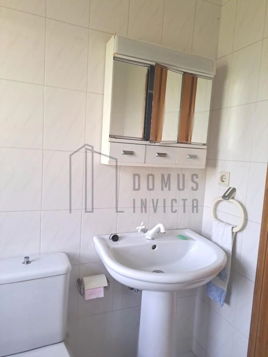 Quinta T3 para Venda em Monte Córdova Foto 28