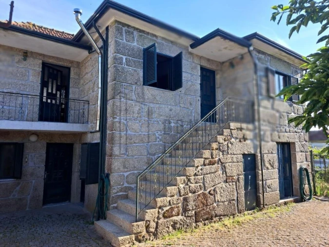 Quinta T3 para Venda em Monte Córdova Foto 4