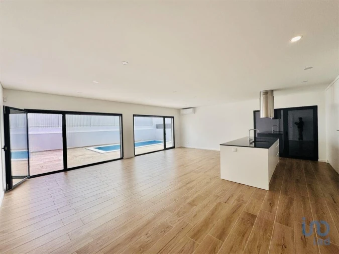 Moradia T3 para Venda em Fernao Ferro Foto 2
