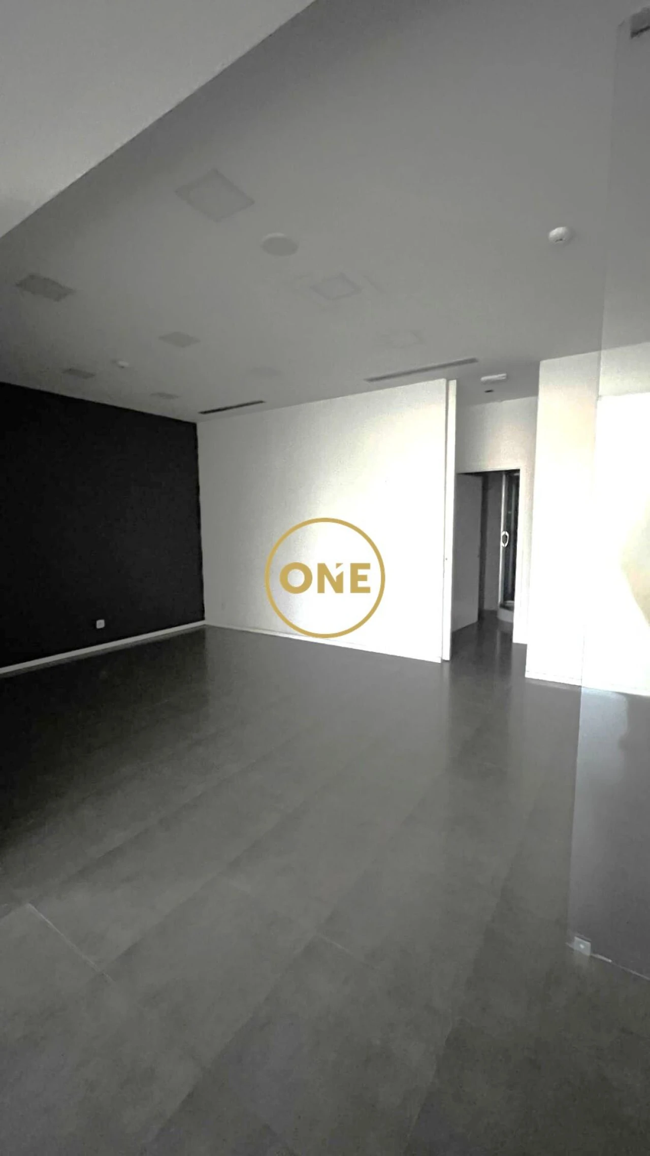 Loja para Arrendamento em São Vicente (Braga) Foto 2