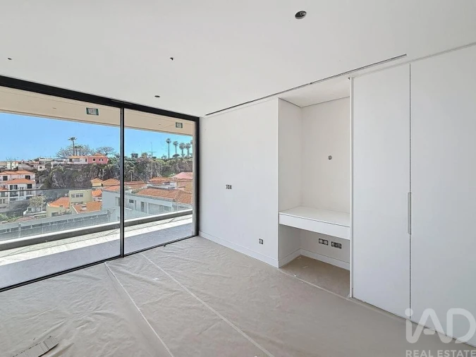 Apartamento T2 para Venda em Camara de Lobos Foto 7