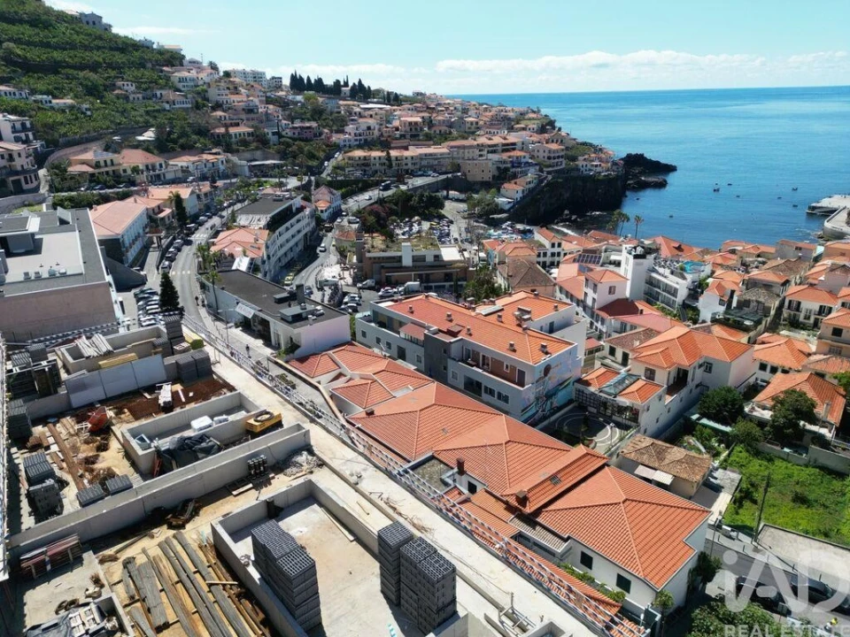 Apartamento T2 para Venda em Camara de Lobos Foto 22