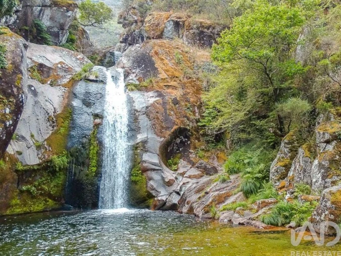 Moradia para Venda em Lindoso Foto 23